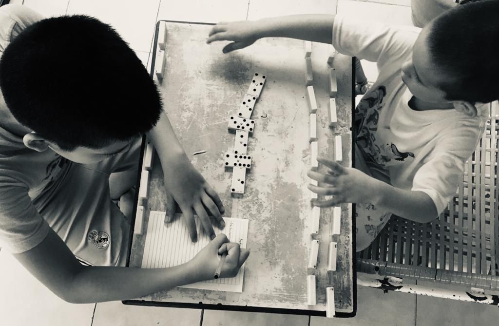 Jugando