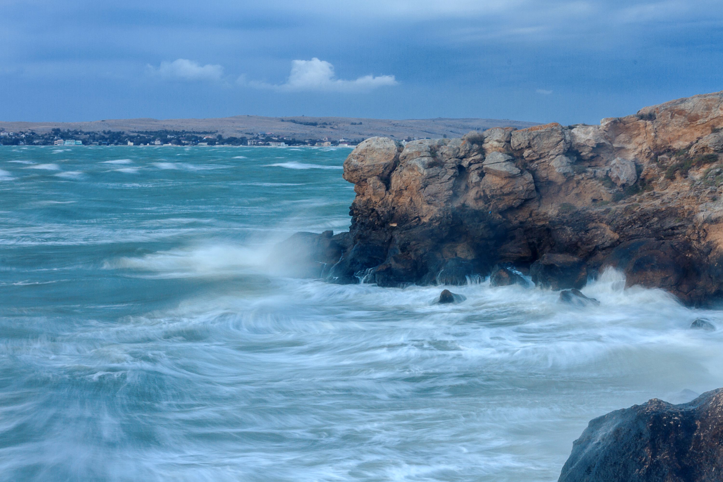 storm to azov sea