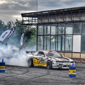 Dzitro drift days