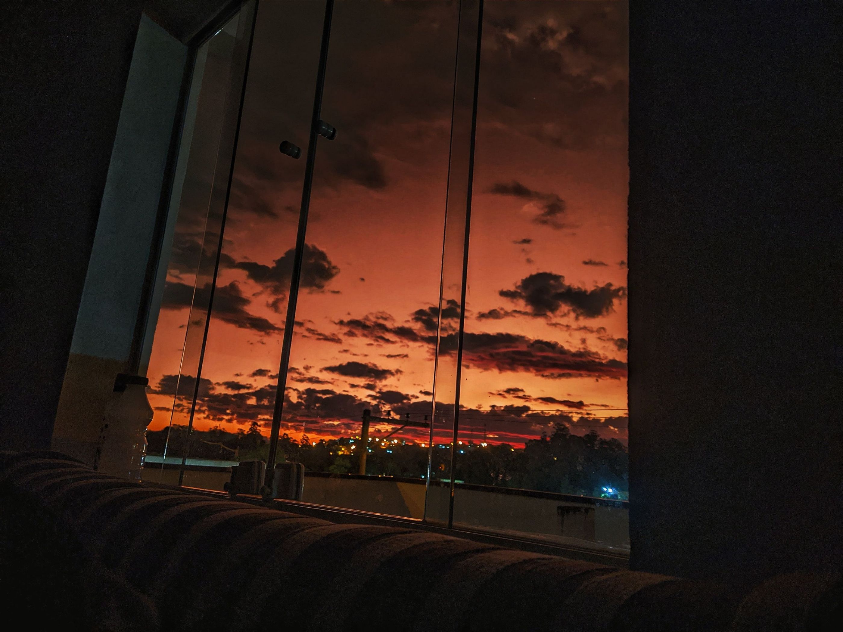 PXL_20220504_182009382.NIGHT-01