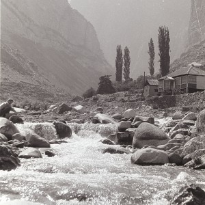 EDE40B80-3DD5-4ED6-B980-24F254962856