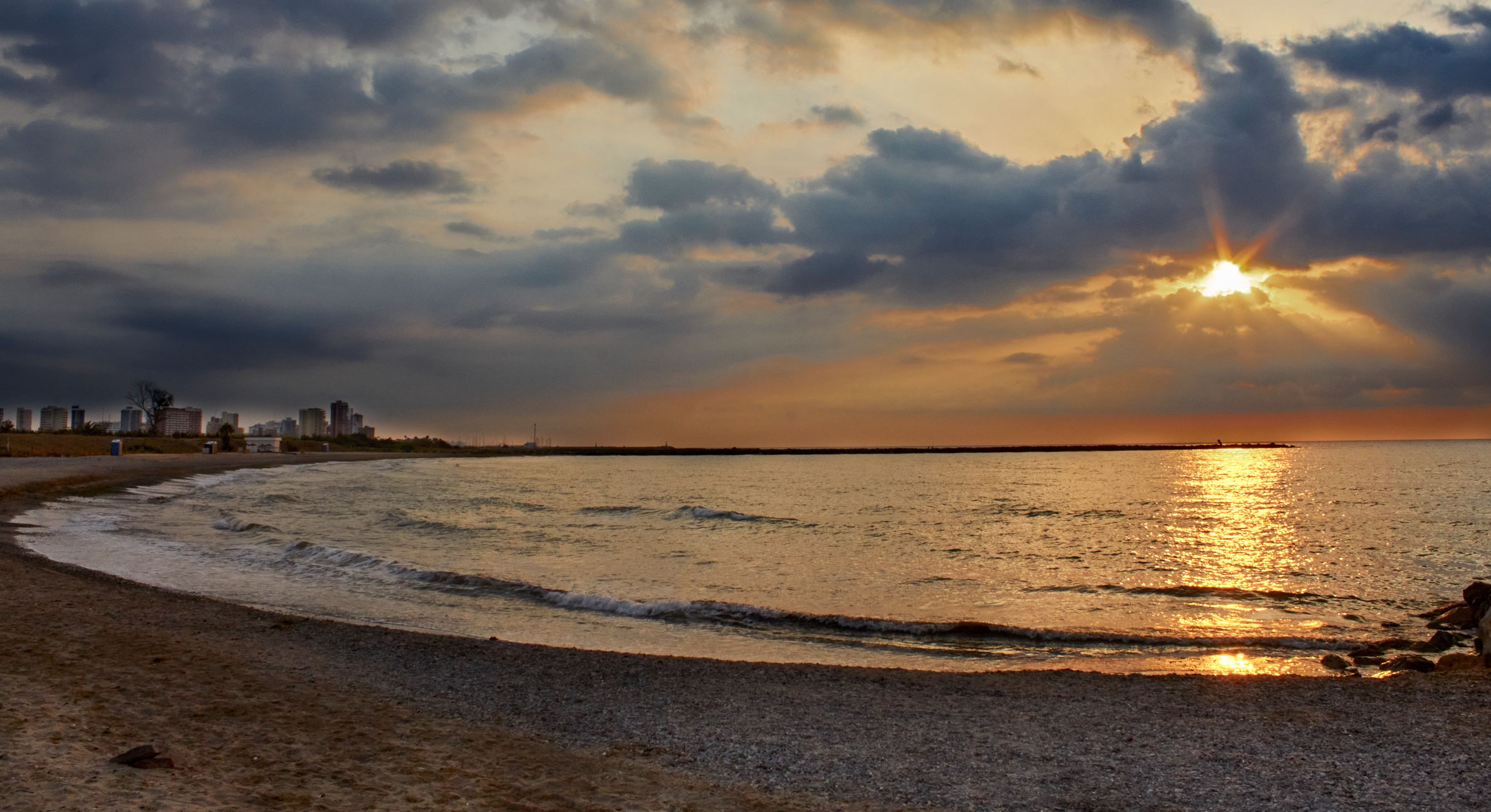 Amanecer en la playa