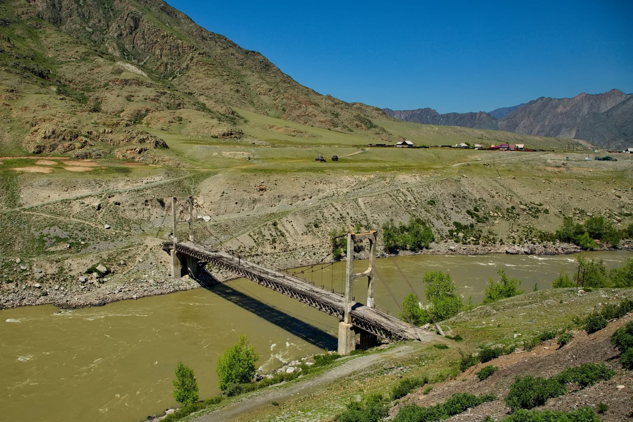 Заброшенный мост.