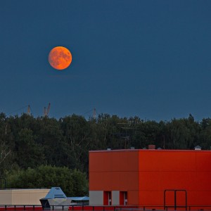 Кровавая луна.