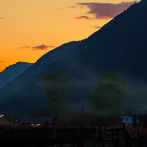 Закат над селом.