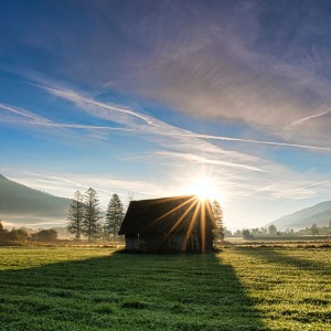 Sonnenaufgang im Tal