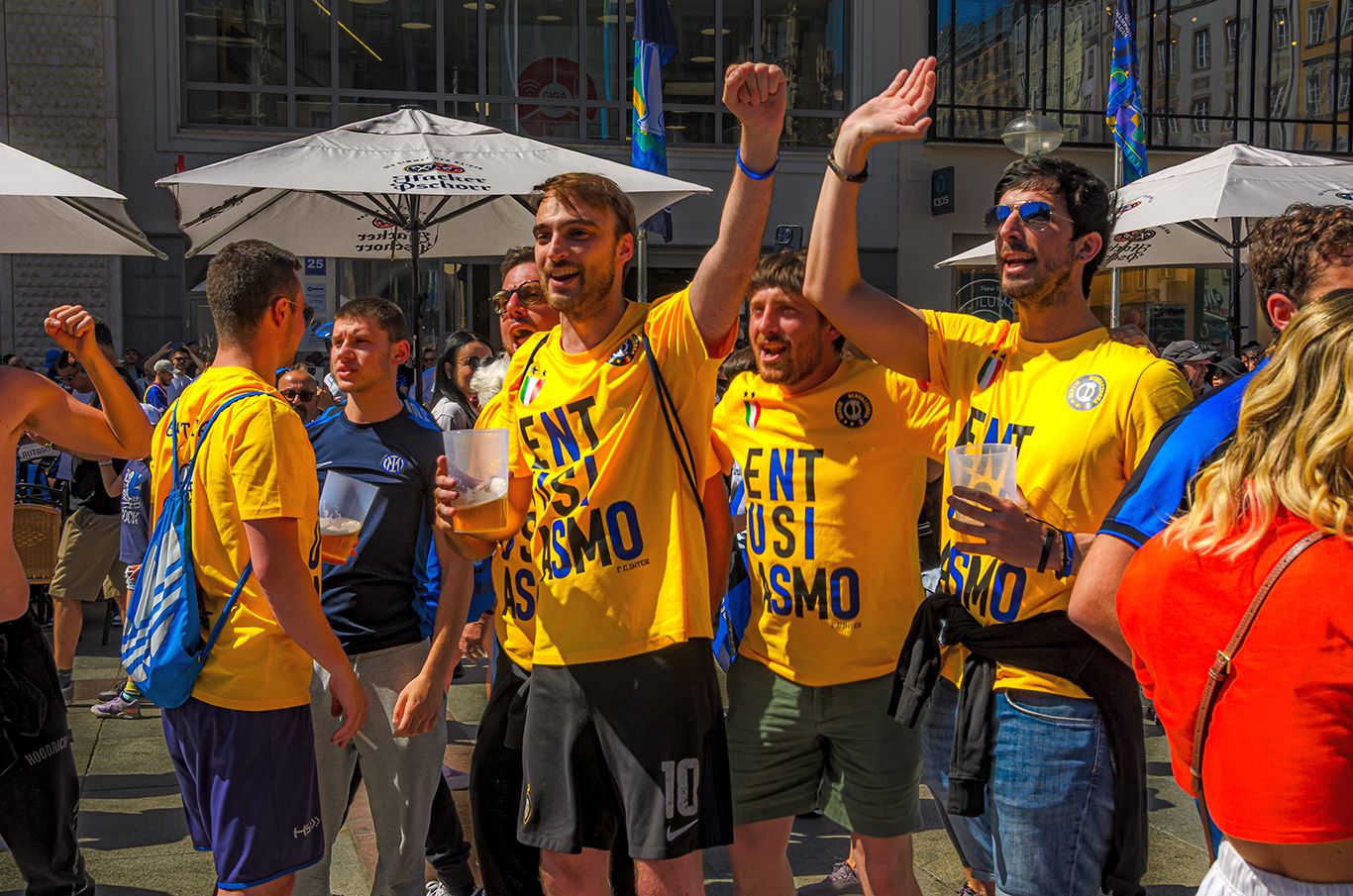 Fans beim CL Finale in München